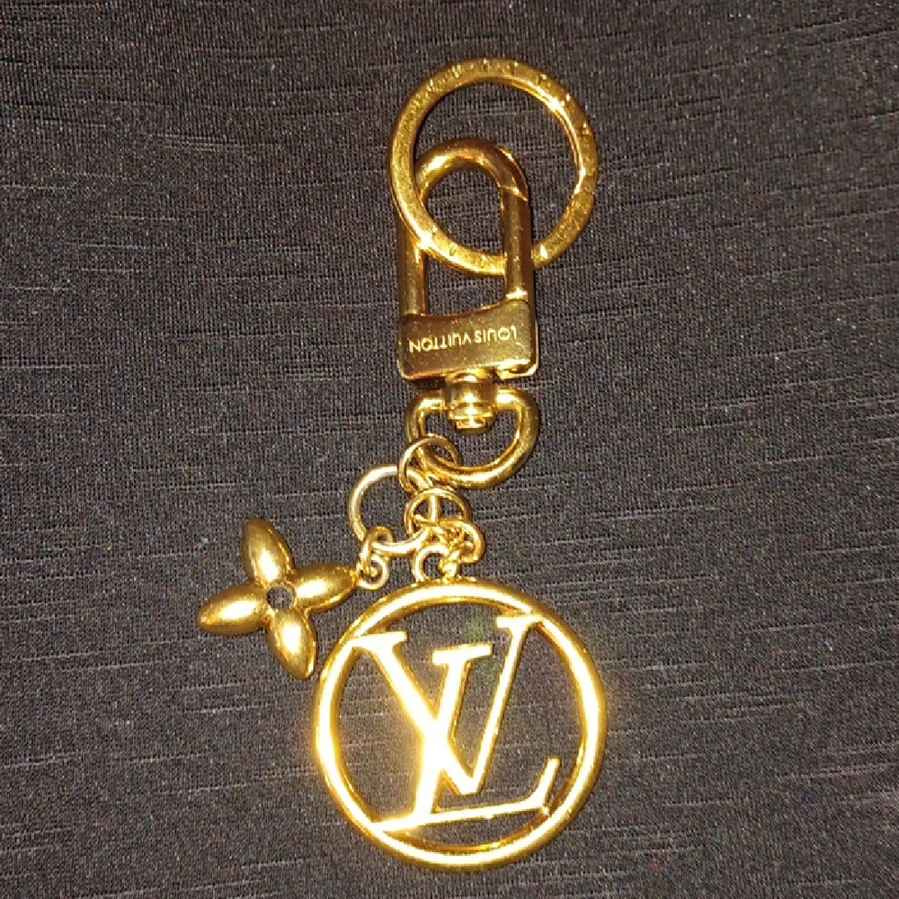 Louis Vuitton Gold Monogram Key Holder